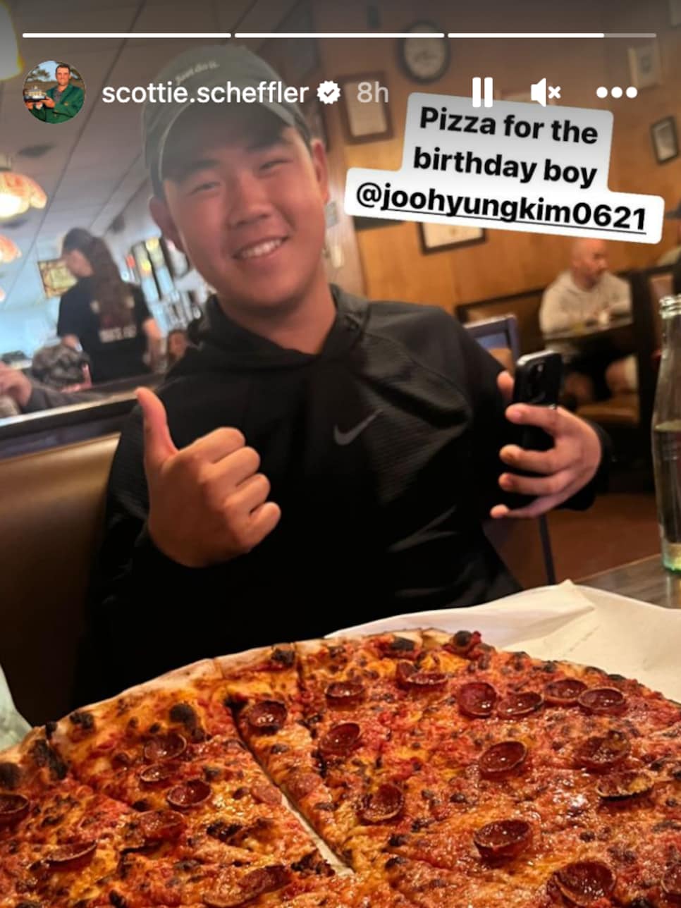 /content/dam/images/golfdigest/fullset/2021/230621-kim-pizza.png