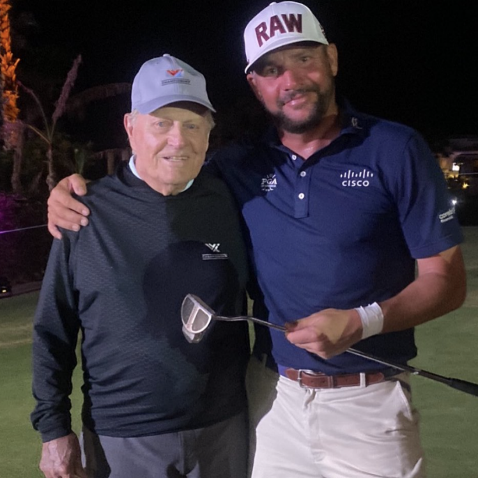 Jack Nicklaus makes winning putt at celebrity golf event using Michael Block's putter, because of course