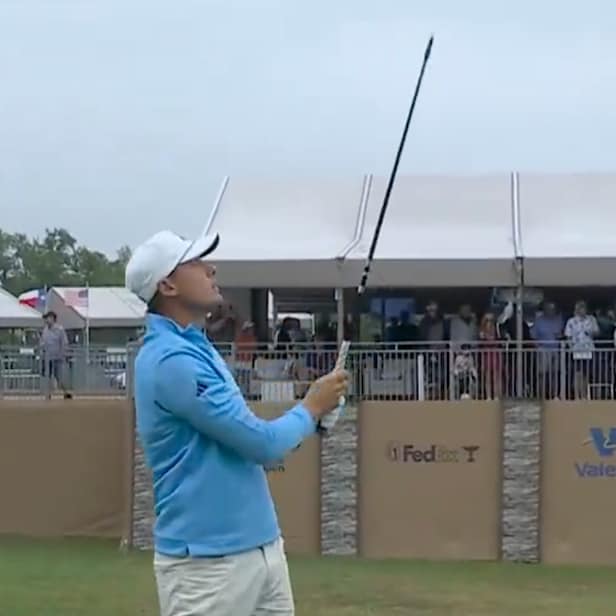 ludvig-aberg’s-driver-head-snaps-off-during-swing,-still-manages-to-drive-par-4-somehow