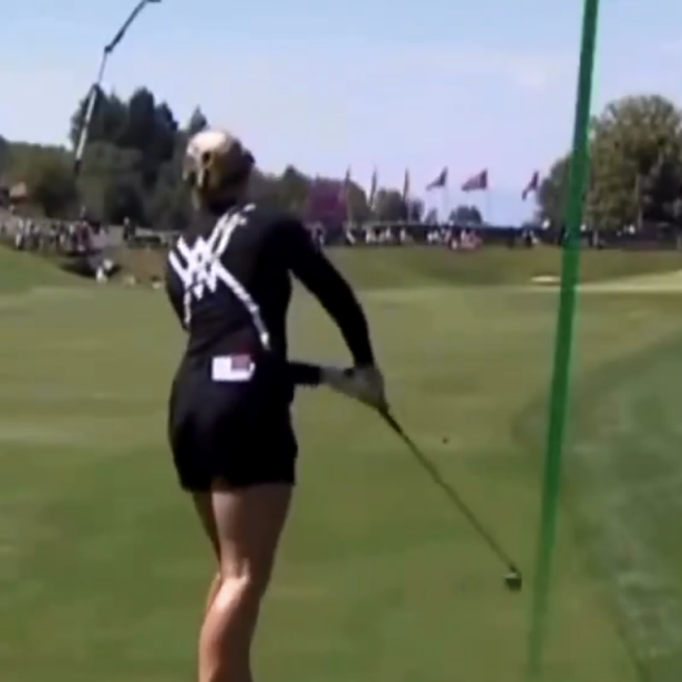 Charley Hull goes viral again, this time for reinventing the Club Twirl | This is the Loop