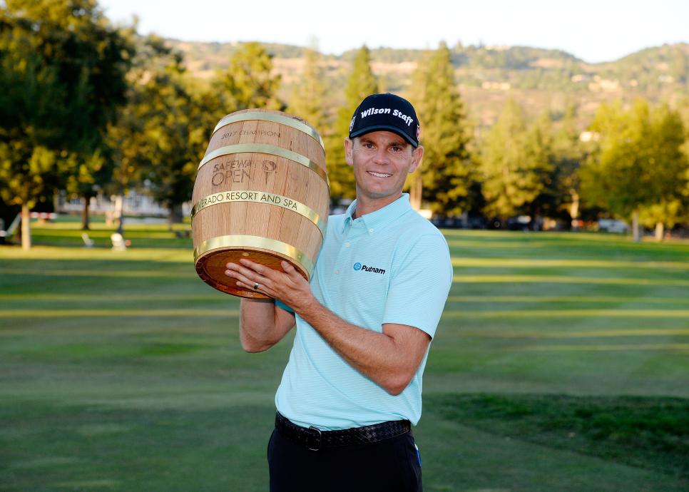 20-year-old college star expertly handles question about being in Napa wine country for PGA Tour event – Australian Golf Digest