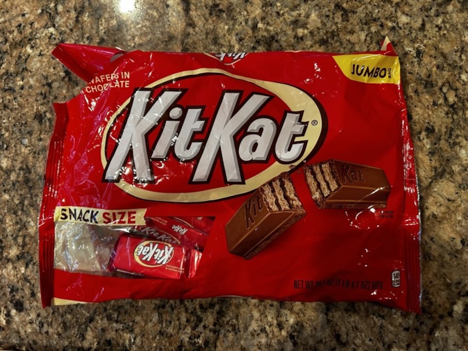 https://www.golfdigest.com/content/dam/images/golfdigest/fullset/2021/241119-grind-kitkat.jpg