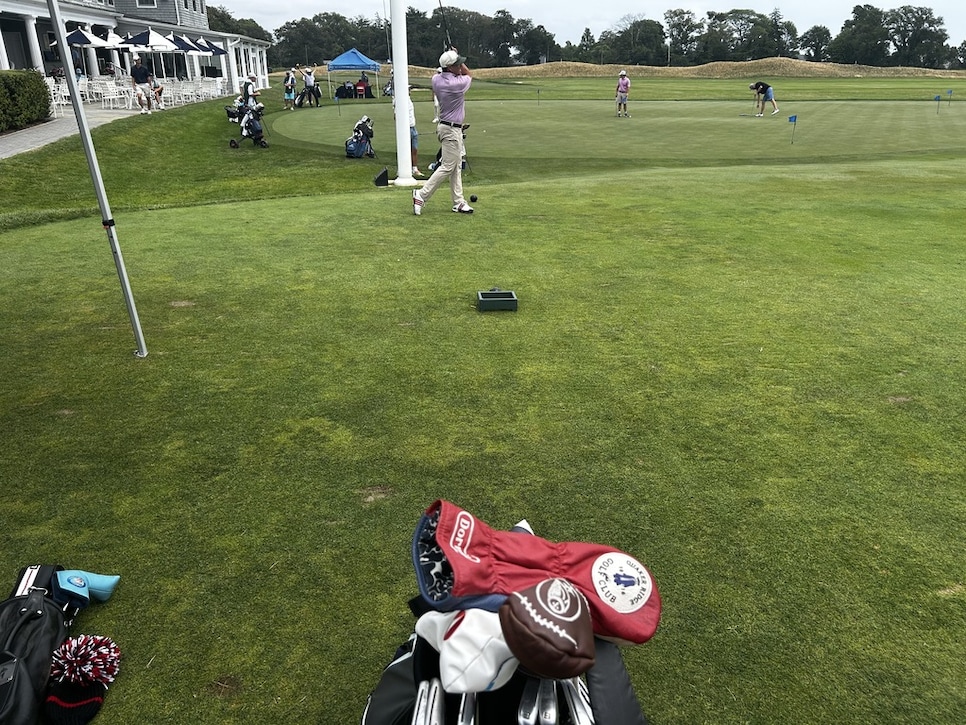 https://www.golfdigest.com/content/dam/images/golfdigest/fullset/2021/260730-ls-bag.jpg