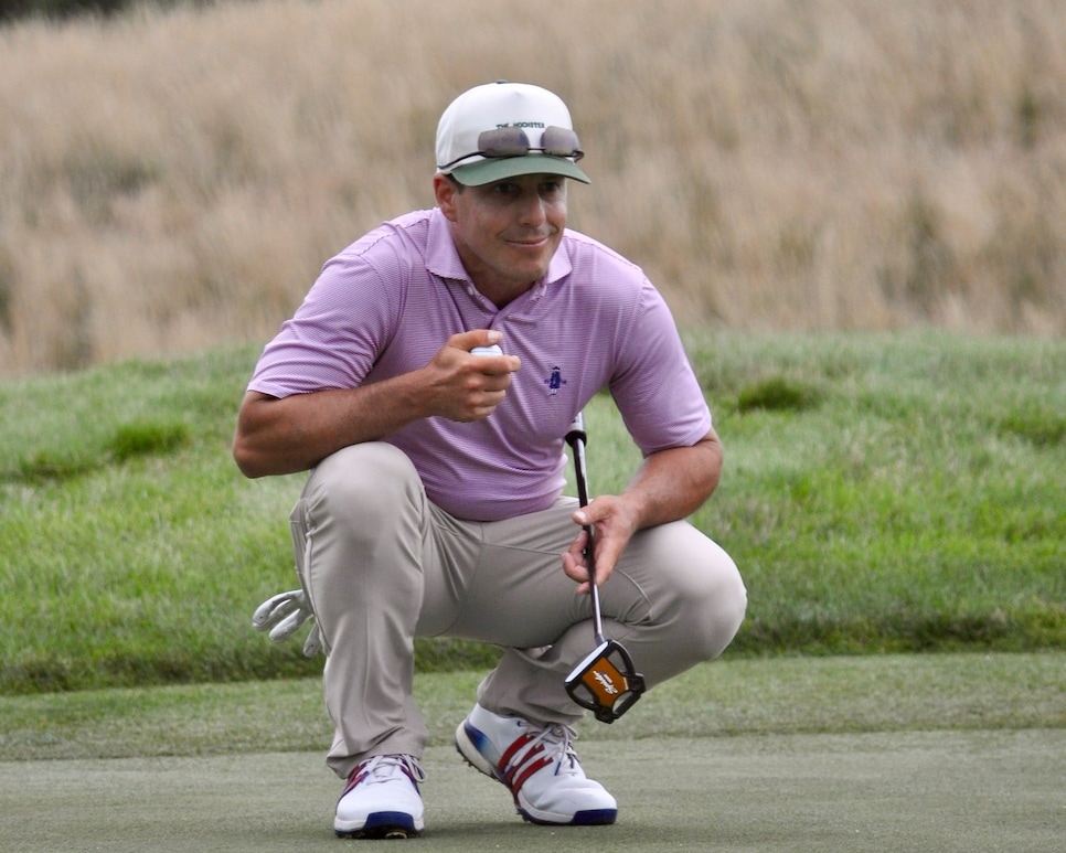 https://www.golfdigest.com/content/dam/images/golfdigest/fullset/2021/260730-ls-mario-putt.jpg