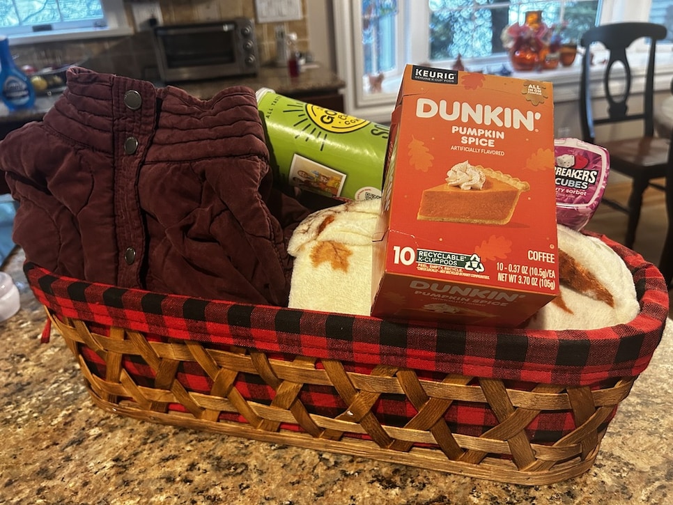 /content/dam/images/golfdigest/fullset/2021/260928-grind-basket.jpg