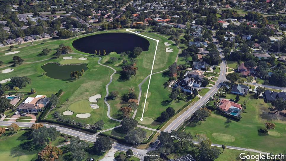 A closer look at Bay Hill's 11th hole and how it achieves intrigue and
