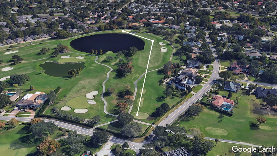 A closer look at Bay Hill's 11th hole and how it achieves intrigue and