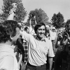 OHIO, USA 27th SEPTEMBER 1987 Seve Ballesteros and Captain Tony Jacklin celebrate victory for the European team at the 27th Ryder Cup At Muirfield GC Dublin Ohio, USA. 27th September 1987. (Photo by David Ashdown/Getty Images)
