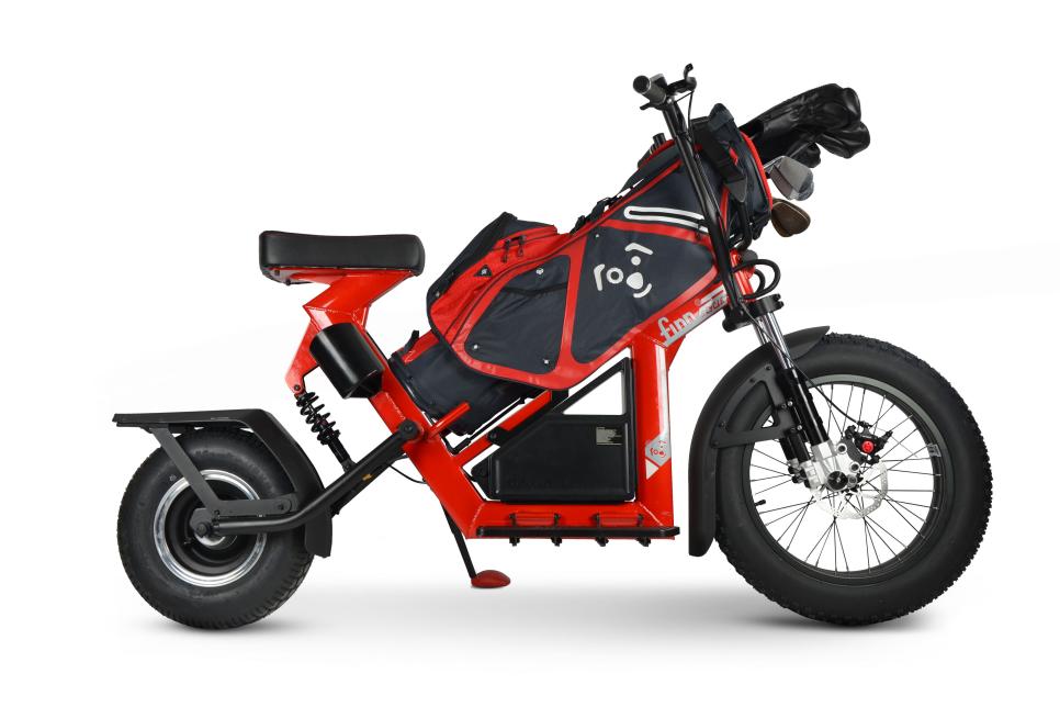 /content/dam/images/golfdigest/fullset/2021/3/x--br/2021-editors'-choice/editors-choice-2021-club-transport-alternate-riding-finn-scooter.jpg