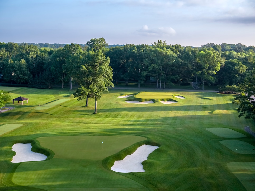 round hill country club golf course map