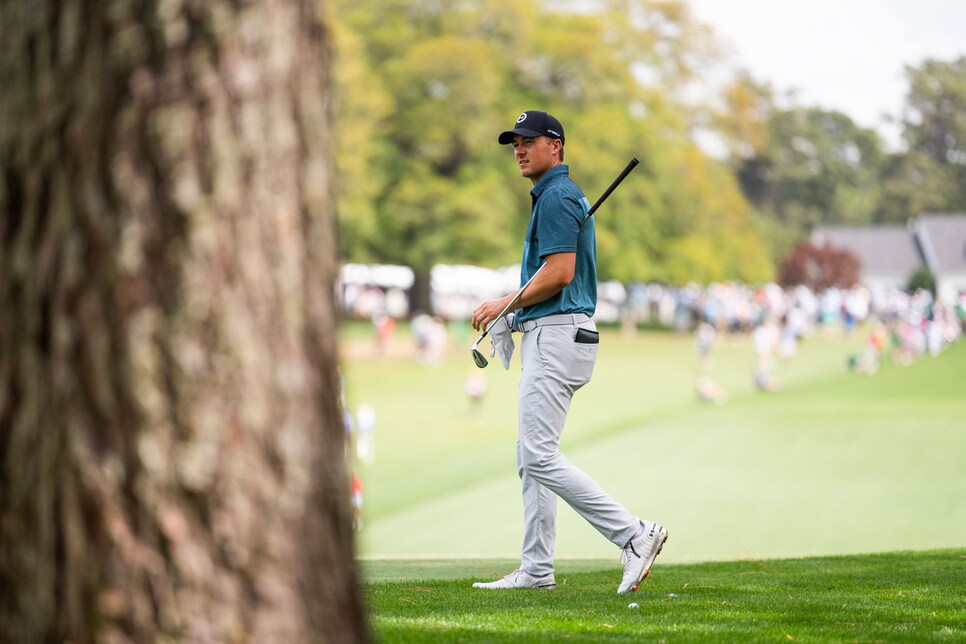 /content/dam/images/golfdigest/fullset/2021/4/jordan-spieth-masters-2021-sunday-first-hole.jpg