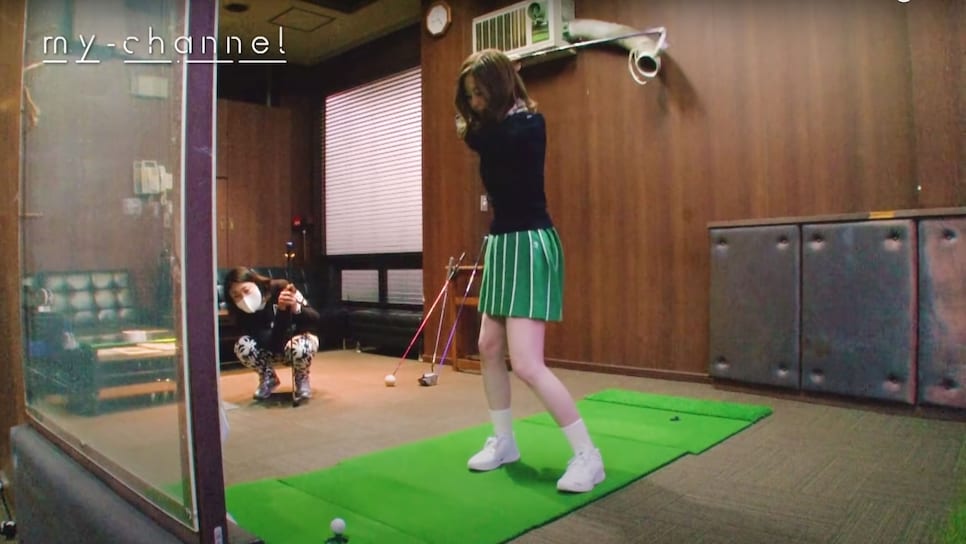 /content/dam/images/golfdigest/fullset/2021/4/mai-shiraishi-golf-lesson-you-tube-video.jpg