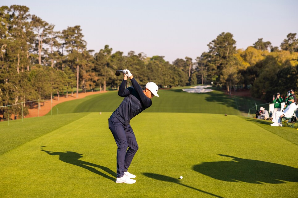 /content/dam/images/golfdigest/fullset/2021/4/masters-wednesday-champ-swing.jpg