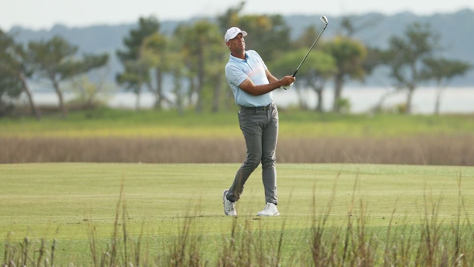 HILTON HEAD ISLAND, SOUTH CAROLINA - APRIL 18: Stewart Cink of the United States plays a shot on the 18th hole during the final round of the RBC Heritage on April 18, 2021 at Harbour Town Golf Links in Hilton Head Island, South Carolina. (Photo by Patrick Smith/Getty Images)