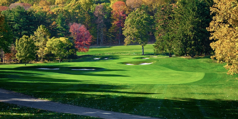 /content/dam/images/golfdigest/fullset/2021/5/Baltusrol-GC-Upper-course-hole-14 hero.jpg