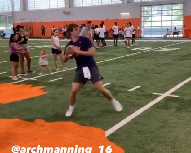 Clemson football: Arch Manning's 45-yard throw goes viral on Twitter