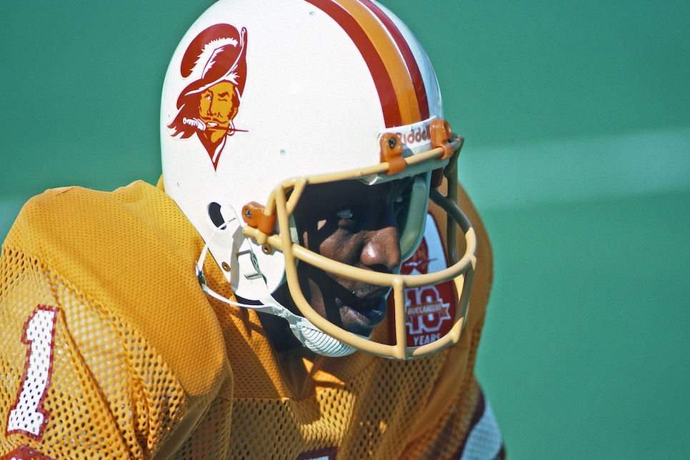 Alternate helmets returning to NFL in '22 after 9-year pause