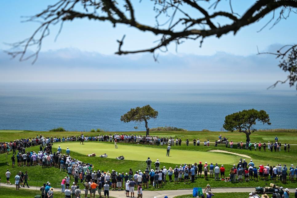 SAN DIEGO, CA - JUNE 17:  A course scenic view as fans watch the group of Brooks Koepka, Justin Thomas and Collin Morikawa on the fifth hole green during the first round of the 121st U.S. Open on the South Course at Torrey Pines Golf Course on June 17, 2021 in La Jolla, San Diego, California. (Photo by Keyur Khamar/PGA TOUR via Getty Images)