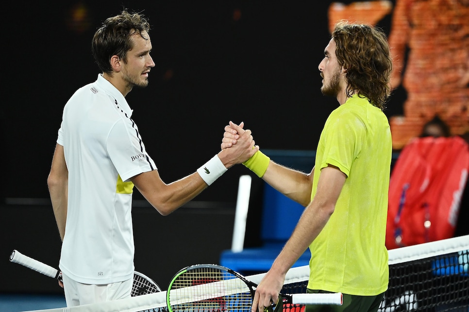 Who Wins? 🤩🍿 #tennis #vienna #semifinal #tsitsipas #medvedev