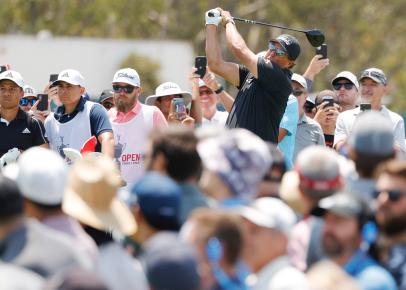 Phones and Phil not a good pairing in Mickelson's opening 75