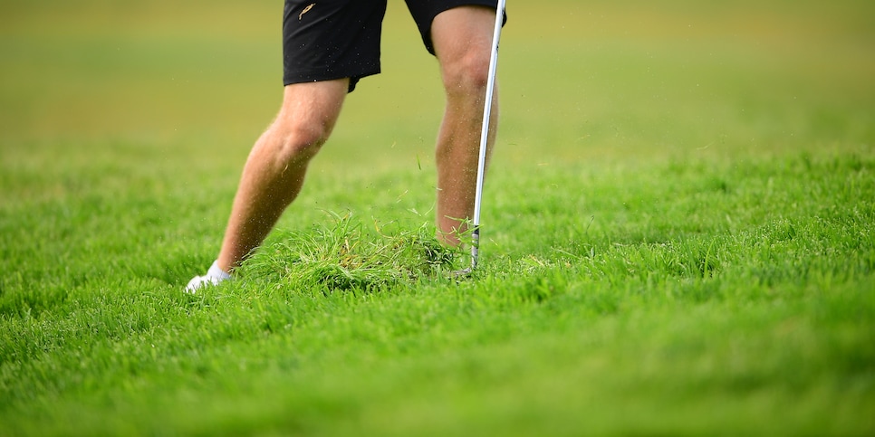 A player tests the rough during a practice round at the 2021 U.S. Open at Torrey Pines Golf Course in San Diego, Calif. on Wednesday, June 16, 2021. (Robert Beck/USGA)