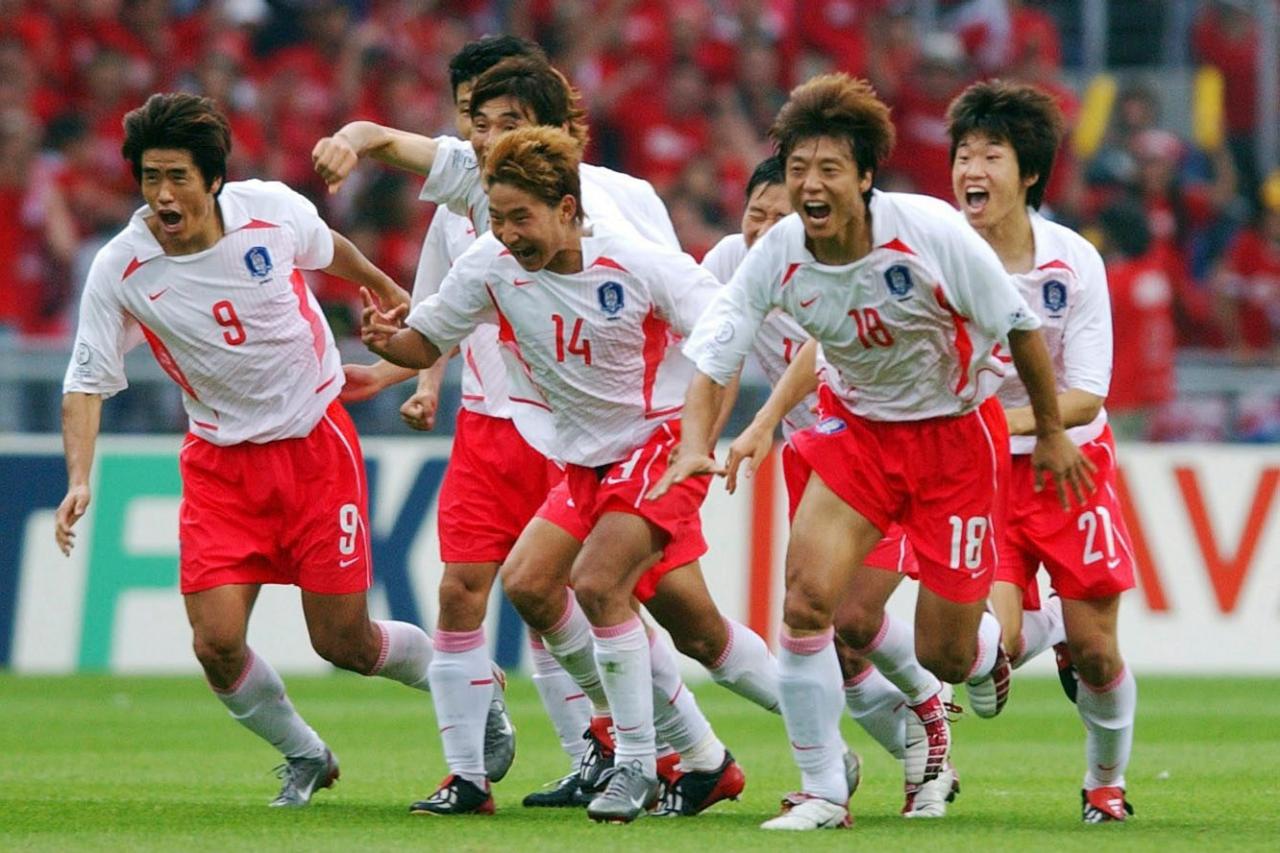 North Korea VS South Korea Soccer,South Korea Baseball Jersey,2002