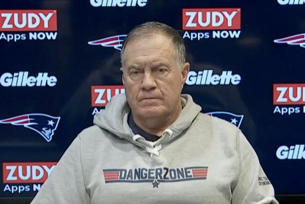 belichick holes in sweatshirt