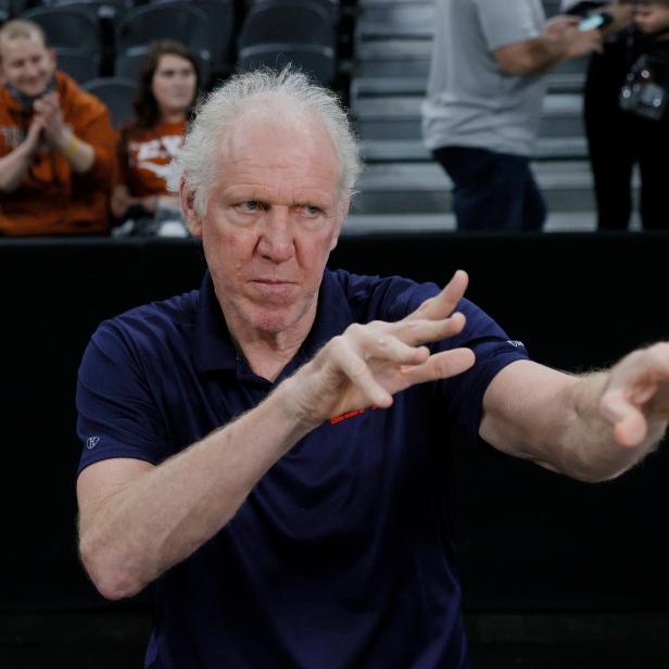 Love or hate him, Bill Walton insists he's 'The Luckiest Guy in the World