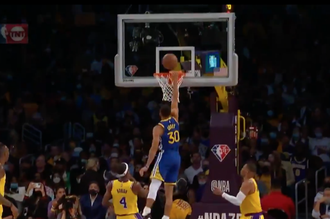 Steph Curry tried to dunk it