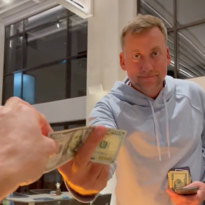 Ian Poulter pays off soccer bet to Lee Westwood in hilariously salty fashion