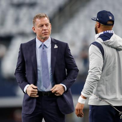 Troy Aikman roasting the Cowboys' game plan deserves roughly 1 billion retweets