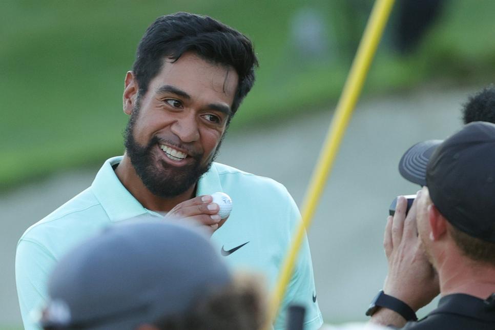 Tony Finau tells funny story about the time he let one rip—while letting  one rip off the tee | This is the Loop 