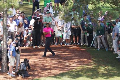 Tiger Woods roars again at Augusta National