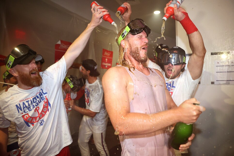 Phillies Fan Shotguns Beer On Light Pole To Celebrate NLCS Win