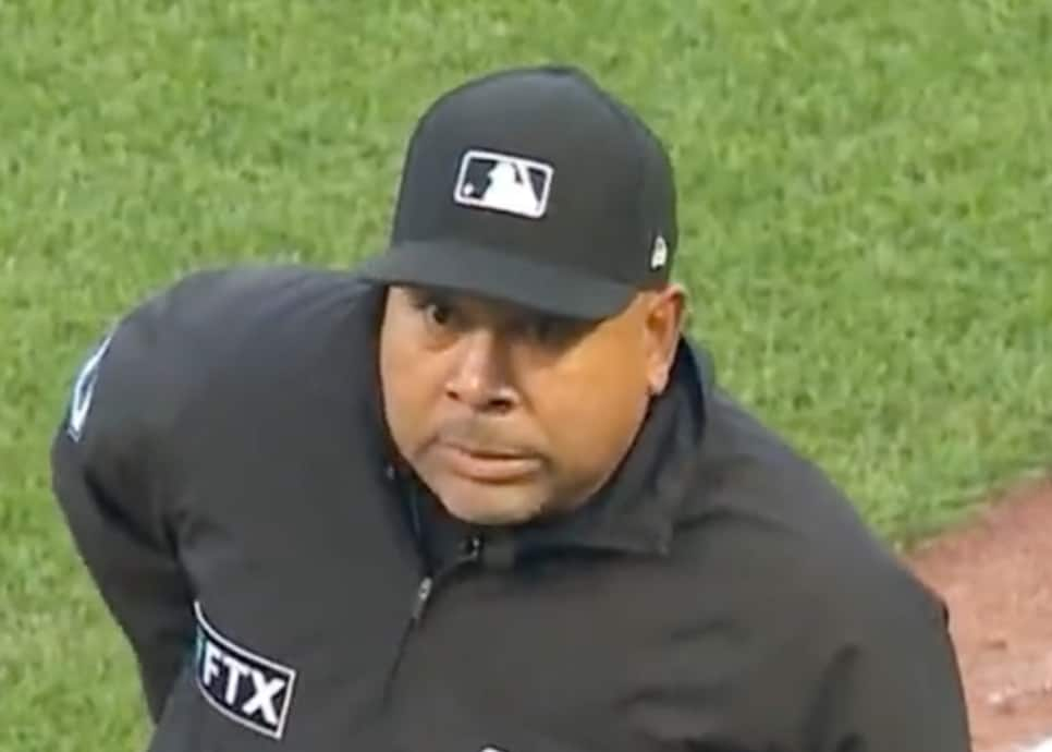 Padres – Giants: Umpire drops NSFW word on hot mic, becomes meme