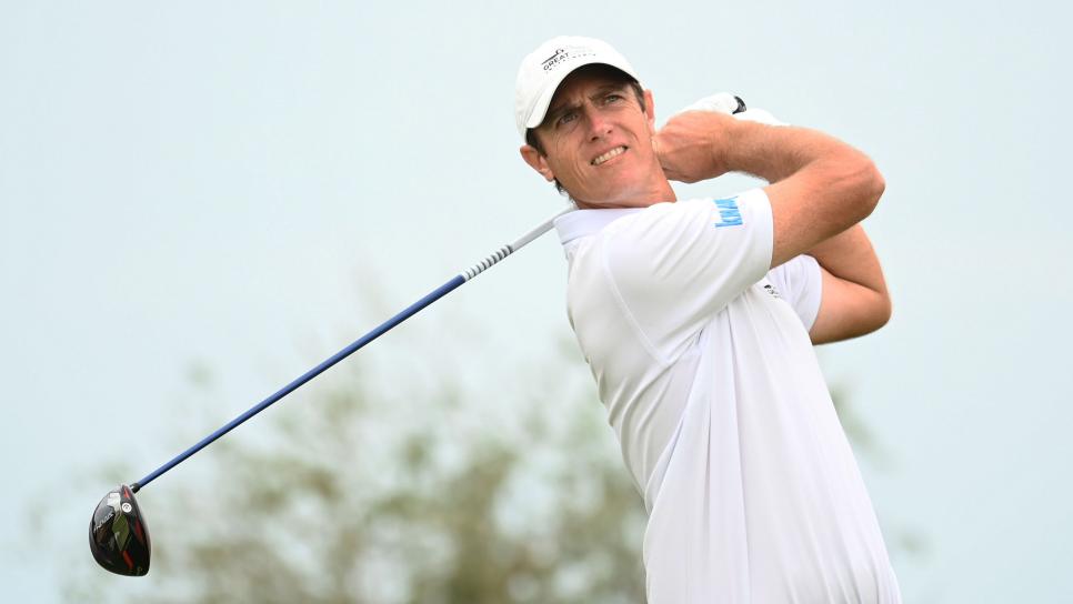 ABU DHABI, UNITED ARAB EMIRATES - JANUARY 20: Nicolas Colsaerts of Belgium tees off on the seventh hole during the First Round of the Abu Dhabi HSBC Championship at Yas Links Golf Course on January 20, 2022 in Abu Dhabi, United Arab Emirates. (Photo by Ross Kinnaird/Getty Images)