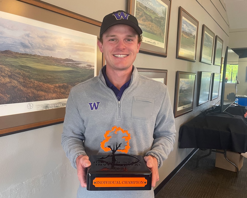 /content/dam/images/golfdigest/fullset/2022/1/rj-manke-washington-fall-win-oregon-state.jpg