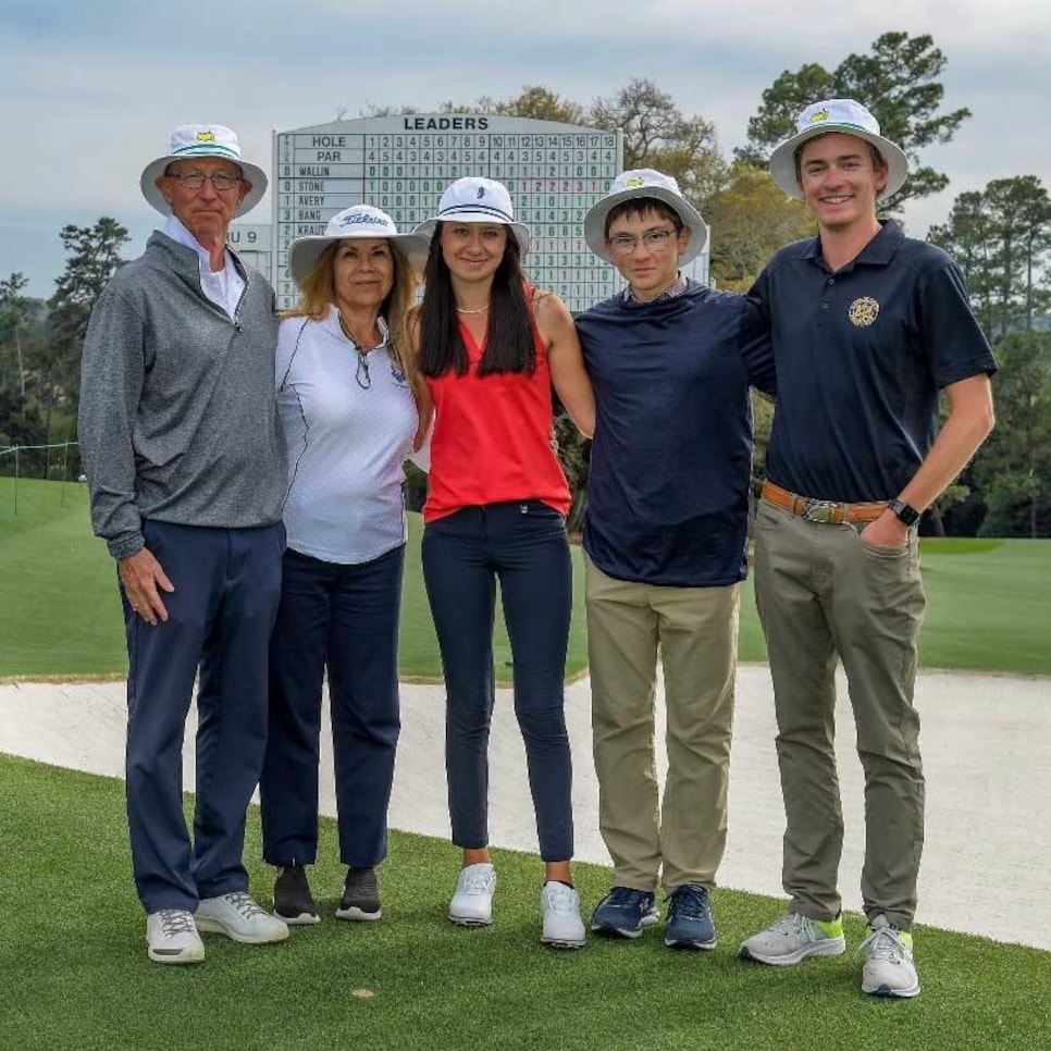 /content/dam/images/golfdigest/fullset/2022/10/anna-davis-family-augusta-national-womens-amateur.jpg