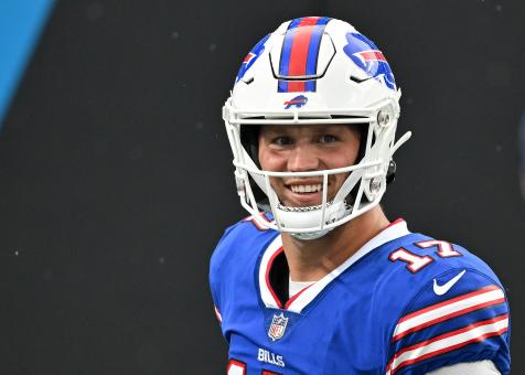 Josh Allen dunking on Bryson DeChambeau’s rope videos was the surprise of the weekend