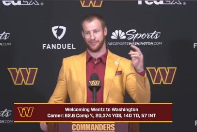 Carson Wentz outfit is NFL meme after Commanders win