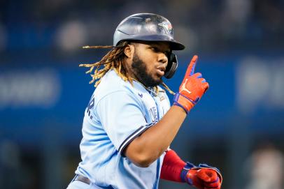 Vladimir Guerrero Jr.'s Trainer and Grandmother Helped With Weight