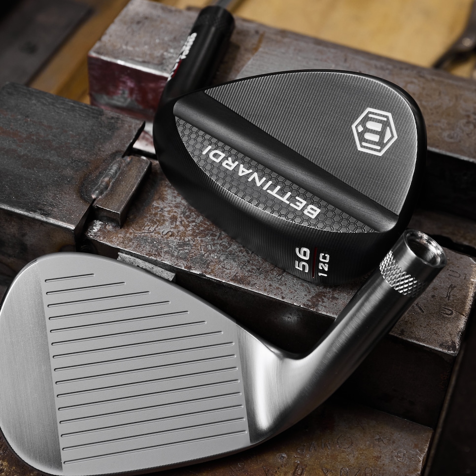 /content/dam/images/golfdigest/fullset/2022/2023-Wedge-Beauty-9.jpg