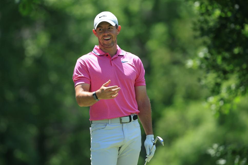DUBLIN, OHIO - JUNE 05: Rory McIlroy of Northern Ireland reacts after playing his shot from the fourth tee during the final round of the Memorial Tournament presented by Workday at Muirfield Village Golf Club on June 05, 2022 in Dublin, Ohio. (Photo by Sam Greenwood/Getty Images)