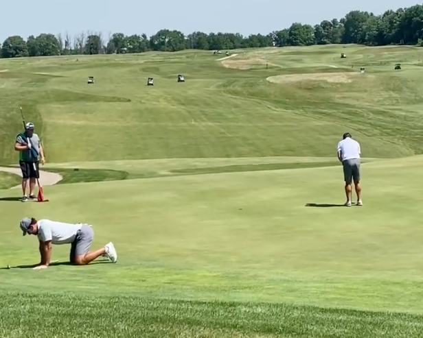 Tony Romo doing yoga poses during a golf match made for an unintentionally hilarious video | This is the Loop | Golf Digest