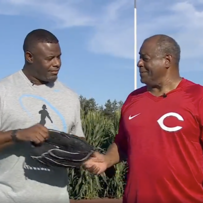 Ken Griffey Jr. playing catch with his dad before the Field of Dreams game will hit you right in the feels