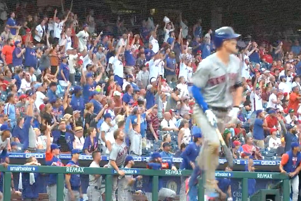 Fed-Up Phillies Fan Throws Mets Fan's Phone at Philadelphia