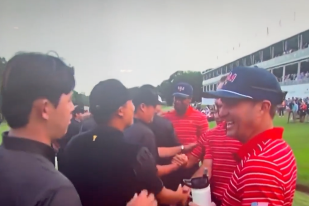 Presidents Cup 2022: On a scorching-hot mic, Kevin Kisner jokingly calls Si Woo Kim 'the ugliest f---er out here' - GolfDigest.c