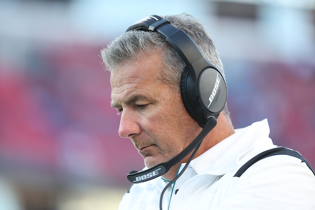 There's simply no way this story about Urban Meyer not knowing who ...