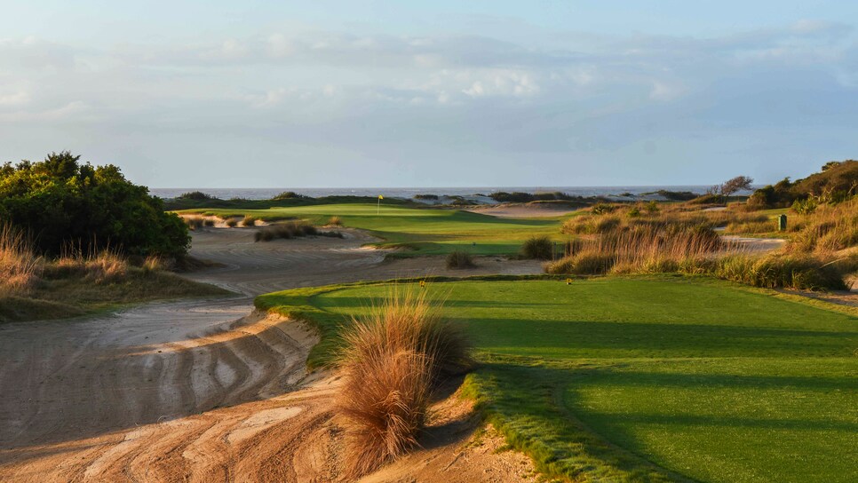 /content/dam/images/golfdigest/fullset/2022/3/GD0322_TRAVEL_DUNES_02.jpg