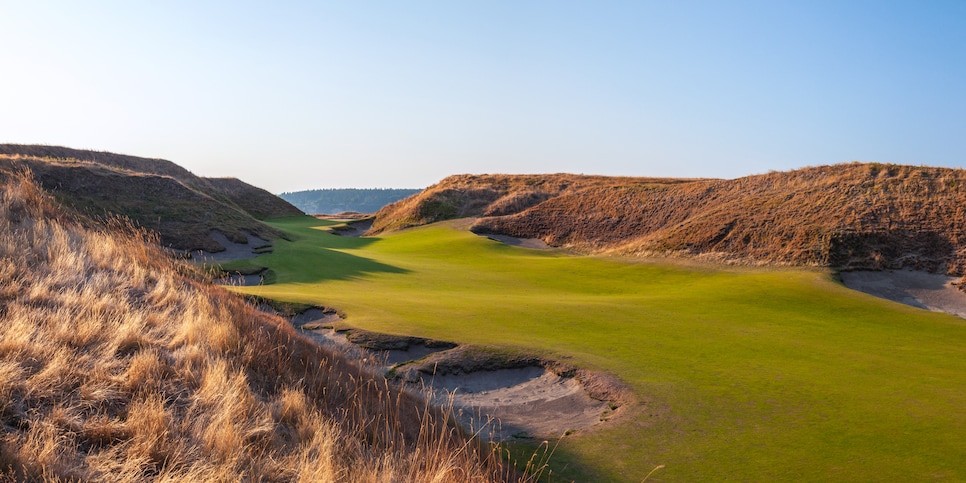 /content/dam/images/golfdigest/fullset/2022/3/GD0322_TRAVEL_DUNES_05.jpg